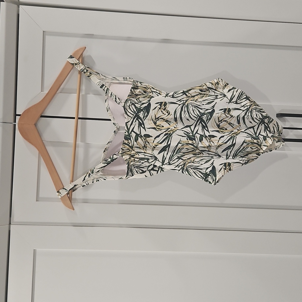 Niptuck Floral Print Swimsuit - Picture 2 of 4